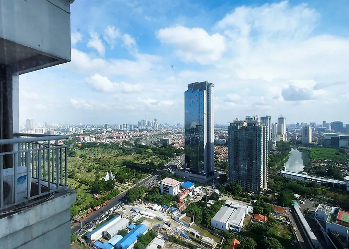 2 Bedrooms Sudirman Park By Travelio